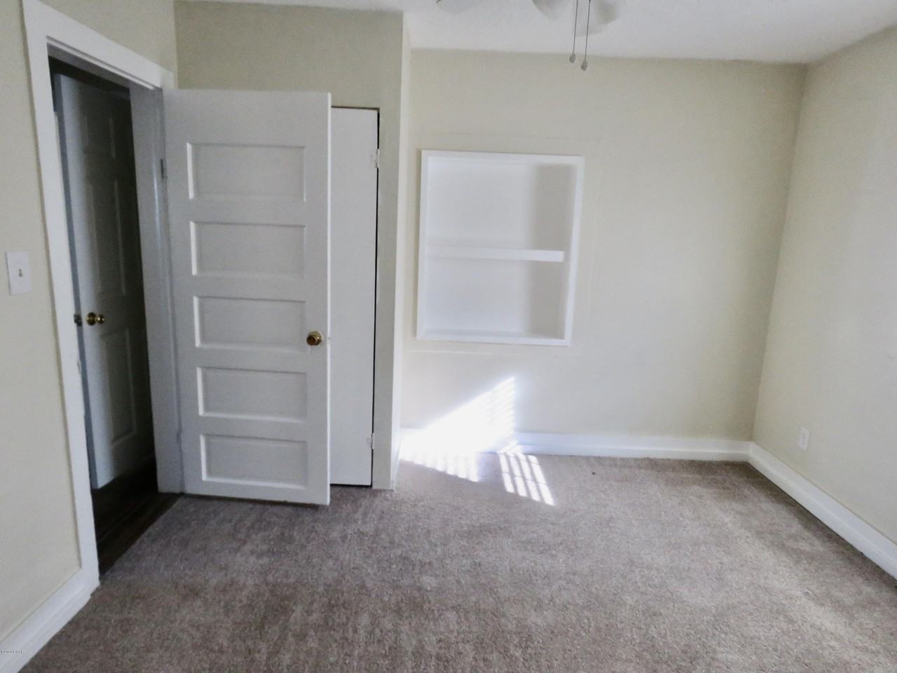 509 S Park Ave - Photo 6 of 11