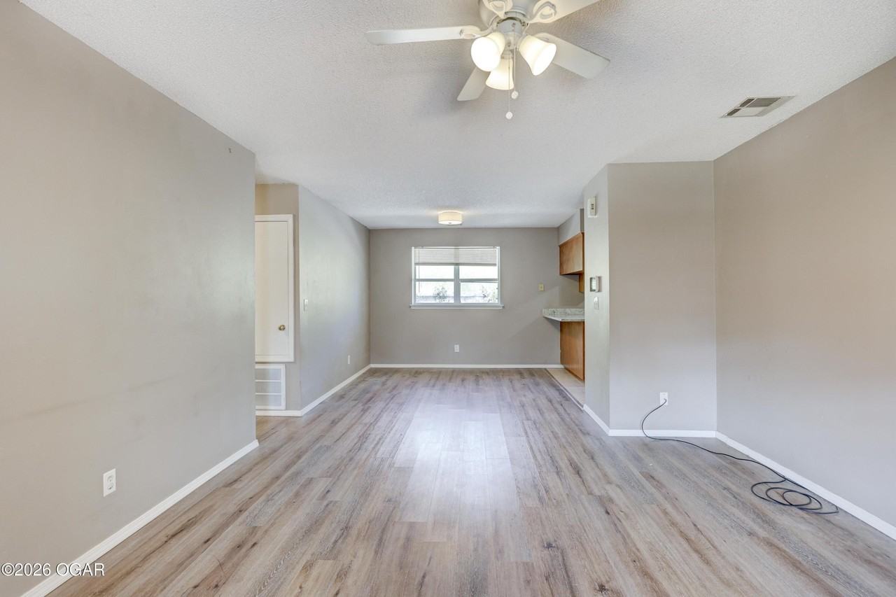 3812 Indiana Ave - Photo 3 of 18