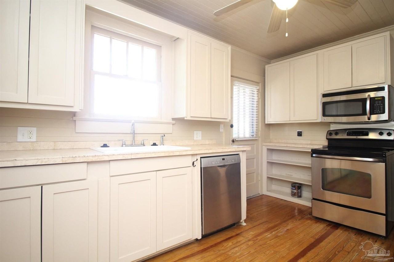 3102 E De Soto St - Photo 5 of 14