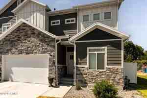 featured image of 4261 S Steele Creek Ct