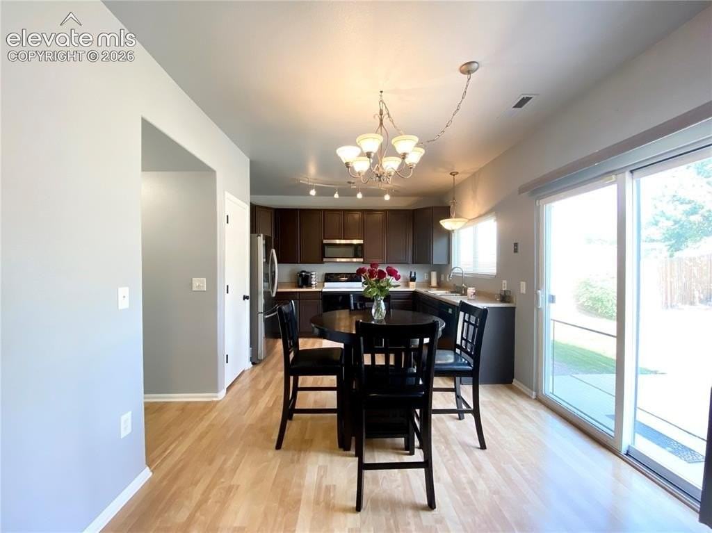 5241 Mountain Air Cir - Photo 3 of 20