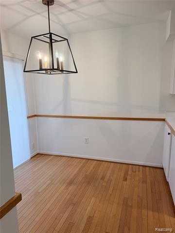 2011 Bordeaux St - Photo 5 of 18