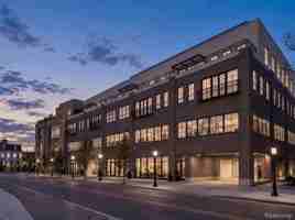 featured image of 370 E Brown St #303