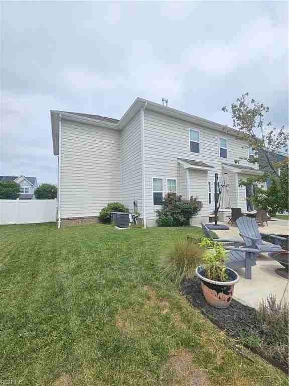 141 Bella Dr - Photo 5 of 31