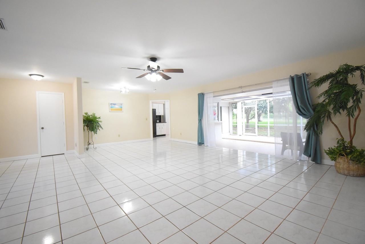 22584 Lanyard St - Photo 5 of 20