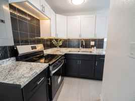 featured image of 825 Truman St #2