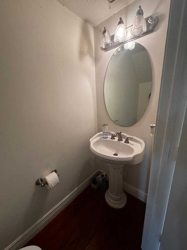 5444 Jubilee Way #216 - Photo 3 of 9