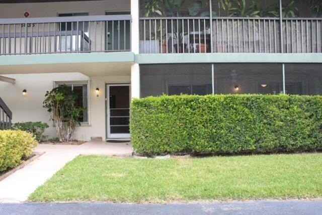 6436 Chasewood Dr #B - Photo 2 of 14