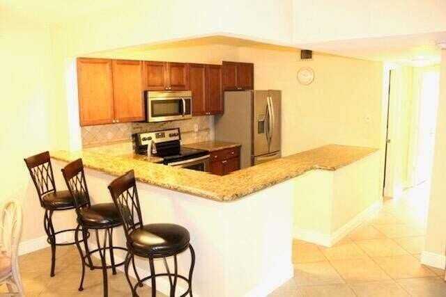 6436 Chasewood Dr #B - Photo 5 of 14