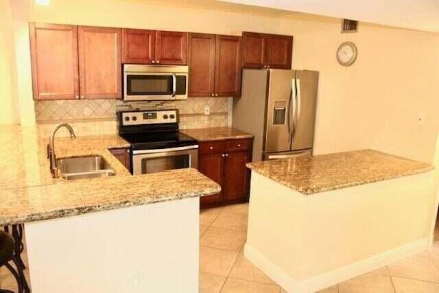 6436 Chasewood Dr #B - Photo 7 of 14