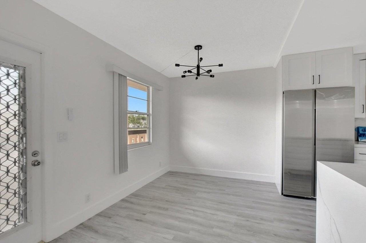 2053 Wolverton C - Photo 6 of 40
