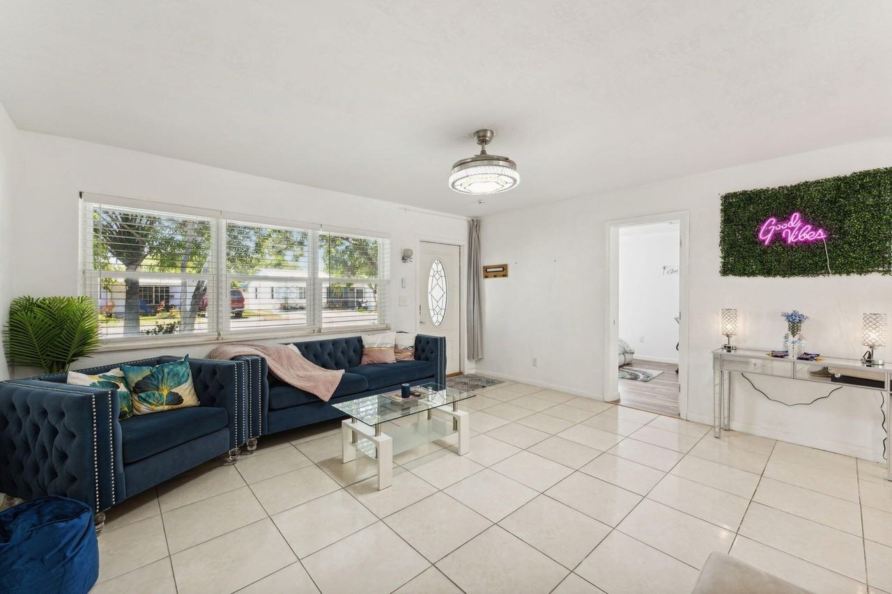 254 Sw 8th St - Photo 5 of 39