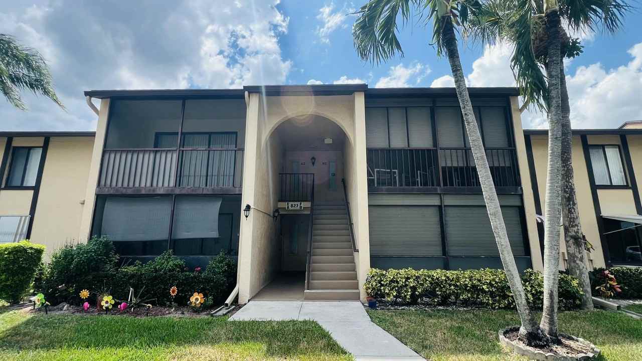827 Sky Pine Way #A2