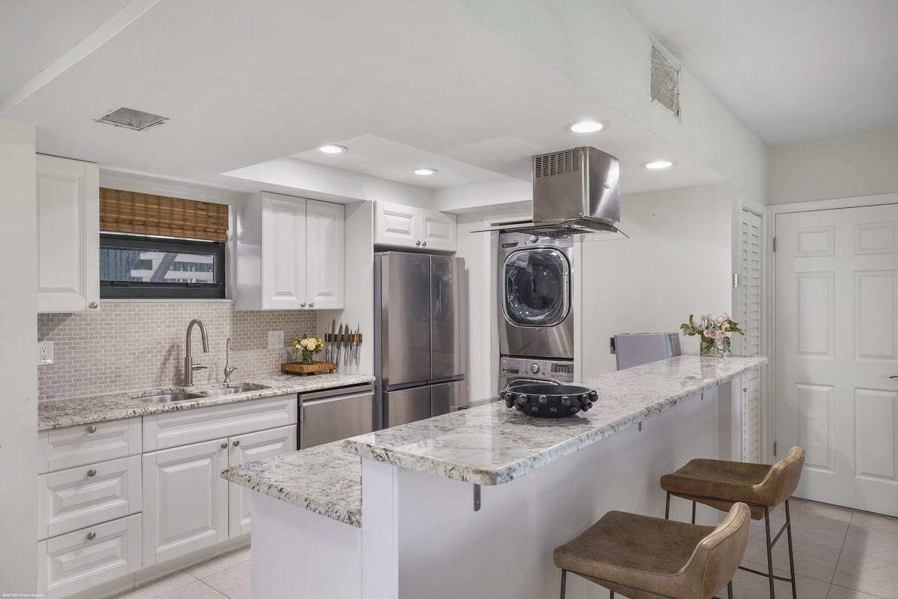 13334 Polo Club Rd #228 - Photo 5 of 43