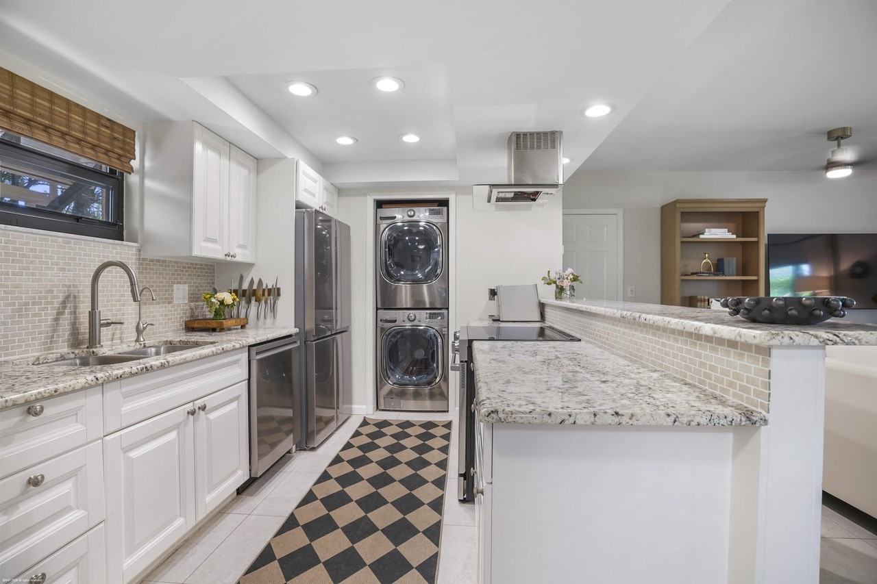 13334 Polo Club Rd #228 - Photo 6 of 43
