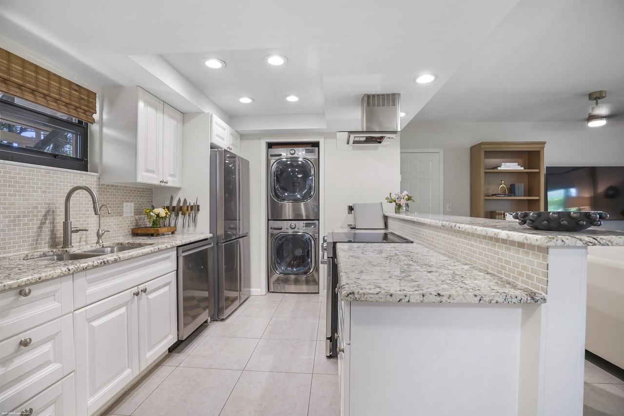 13334 Polo Club Rd #228 - Photo 7 of 43