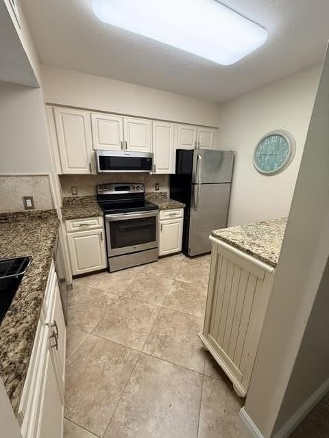 1035 Lake Shore Dr #103 - Photo 3 of 22