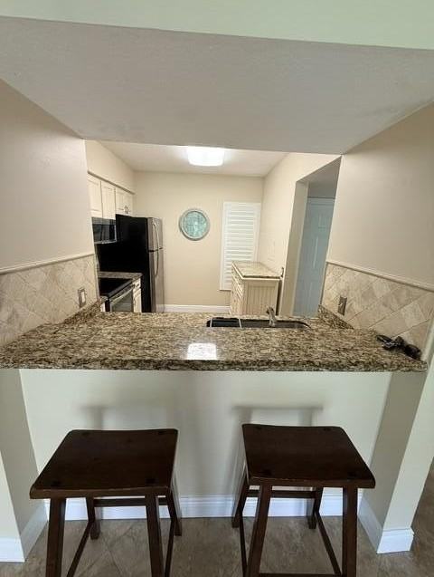 1035 Lake Shore Dr #103 - Photo 5 of 22