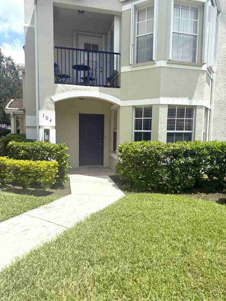 102 Sw Peacock Blvd #2-104 - Photo 2 of 27