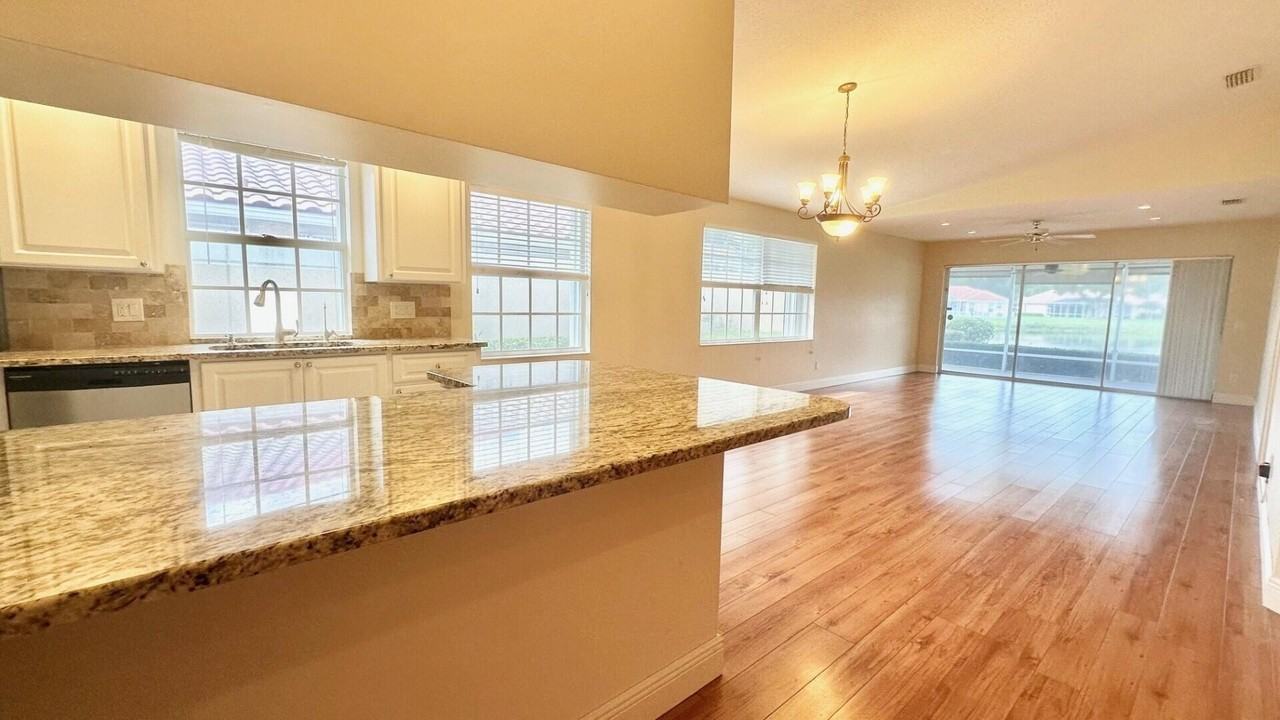 2257 Blue Springs Rd - Photo 5 of 50