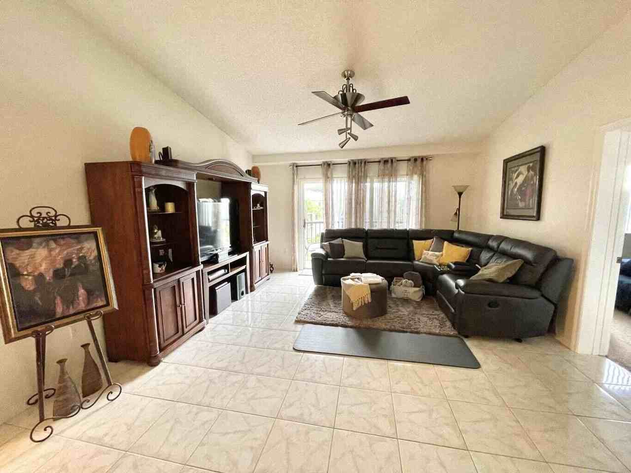 300 Crestwood Ct N #309 - Photo 4 of 19