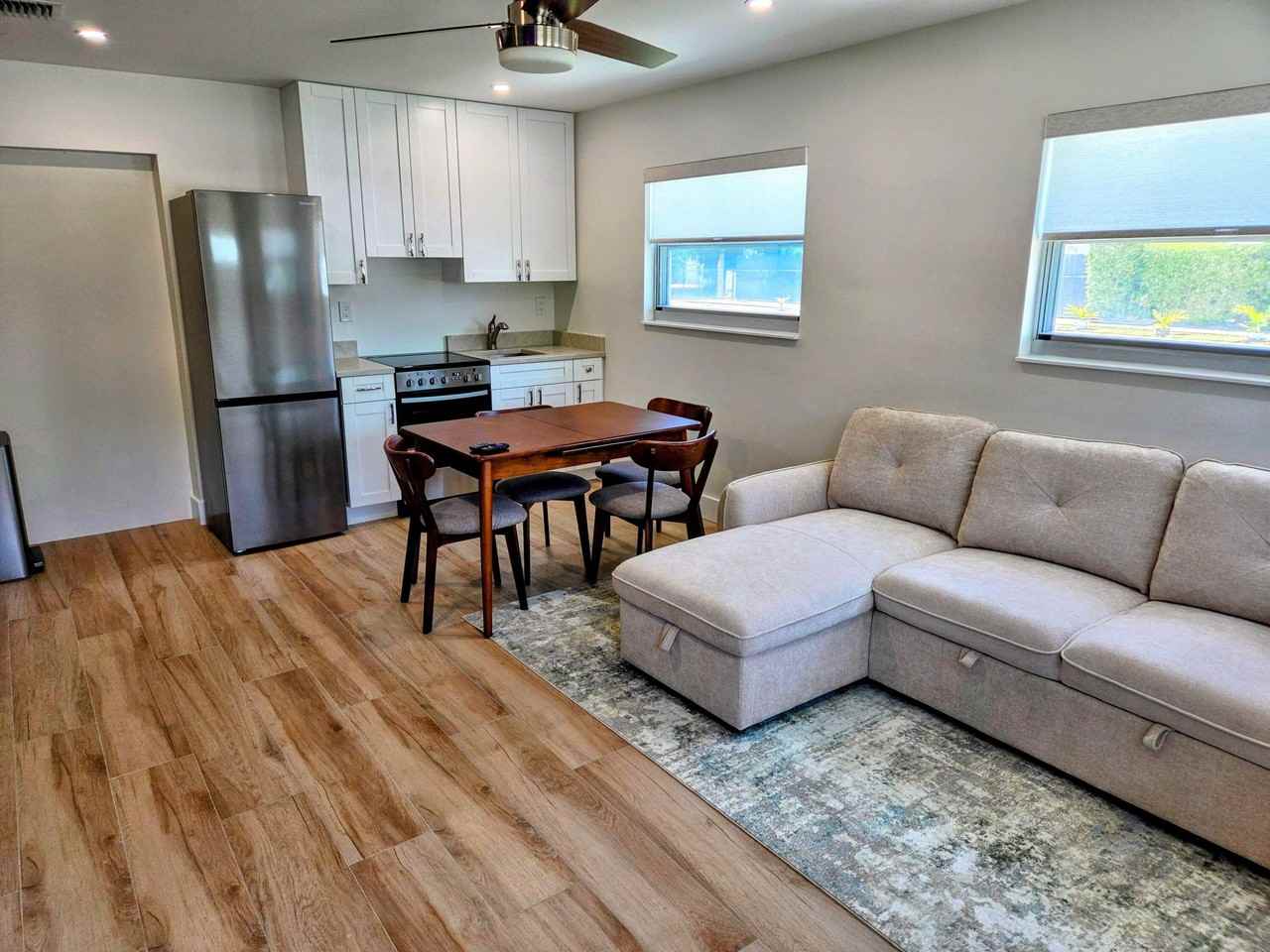628 Monroe Dr - Photo 6 of 24
