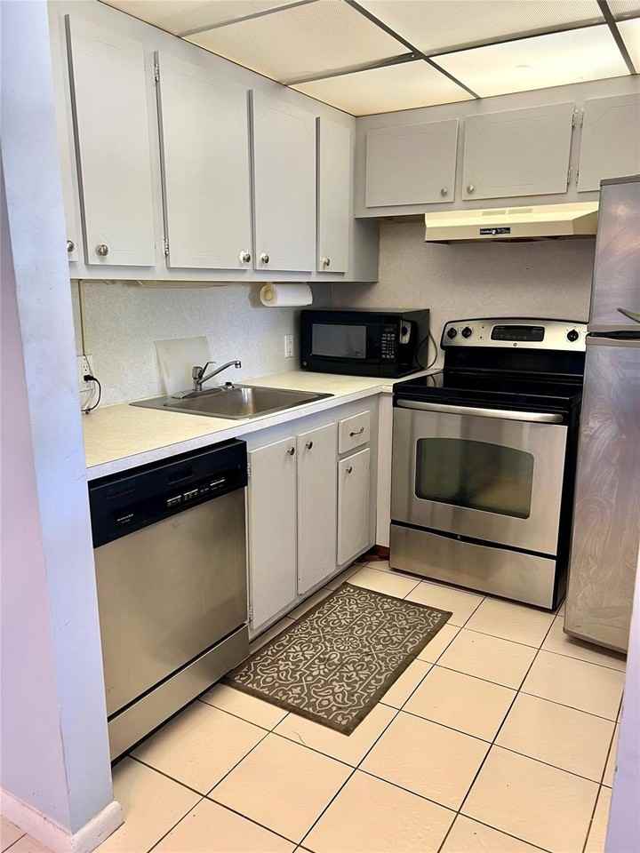 460 Mansfield K #460 - Photo 2 of 11