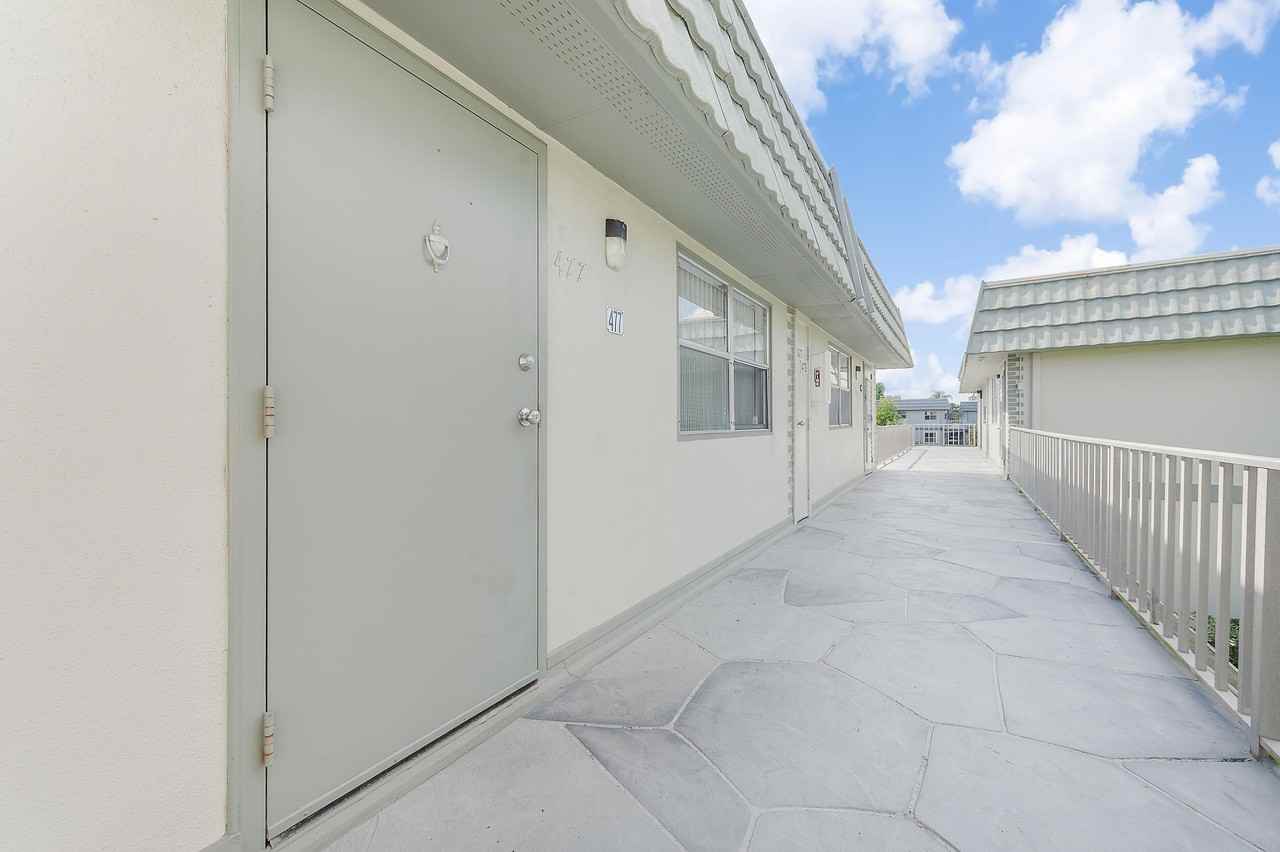 477 Monaco J - Photo 6 of 28