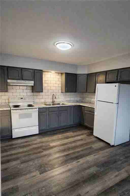 102 Lake Ave S #8 - Photo 2 of 10
