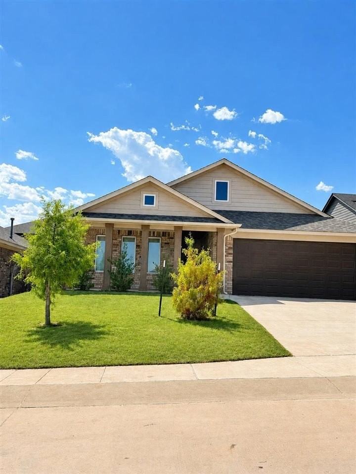 2816 S Bowling Dr - Photo 2 of 42