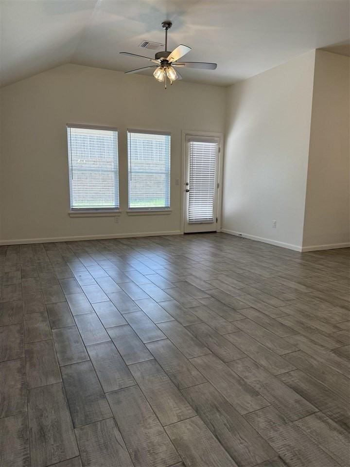 2816 S Bowling Dr - Photo 6 of 42
