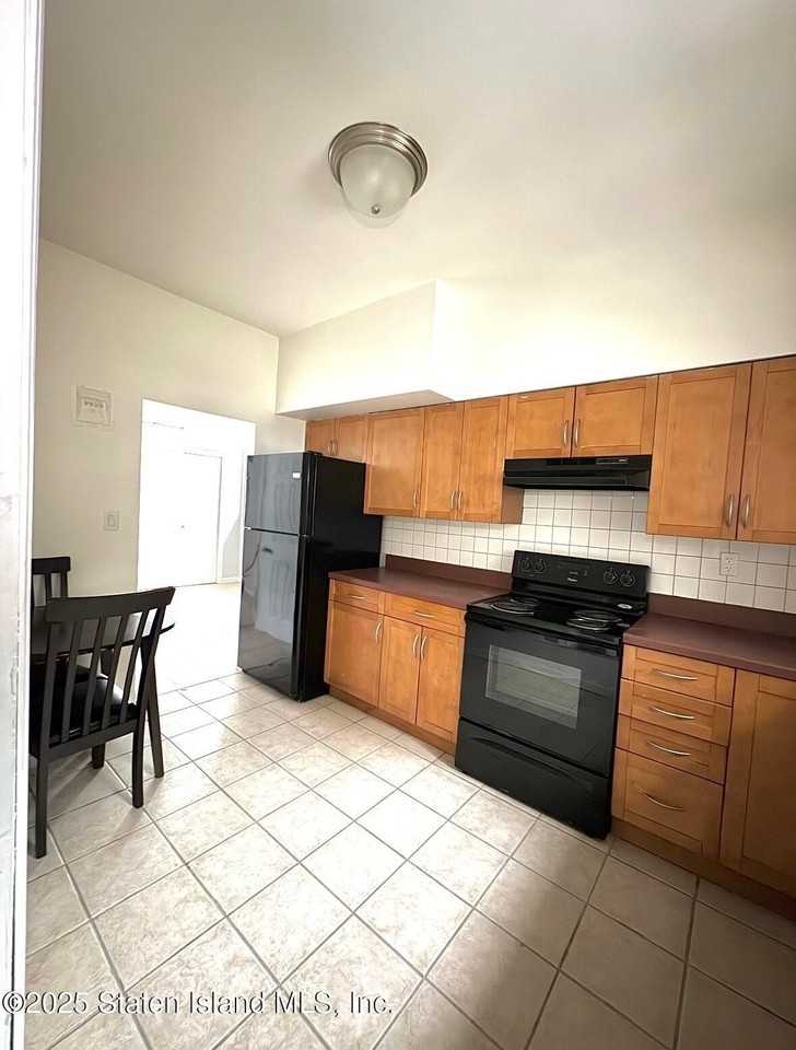 5448 Arthur Kill Rd #2ndFL - Photo 6 of 11