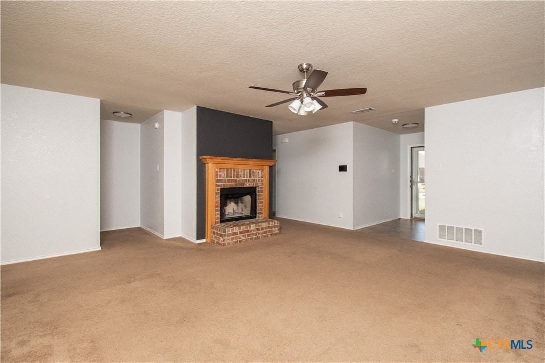 3309 Lorena Dr - Photo 4 of 23