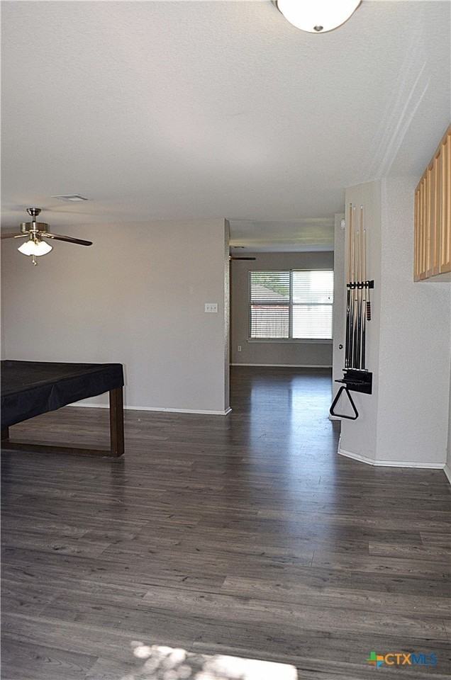 4603 Regency Dr - Photo 3 of 41