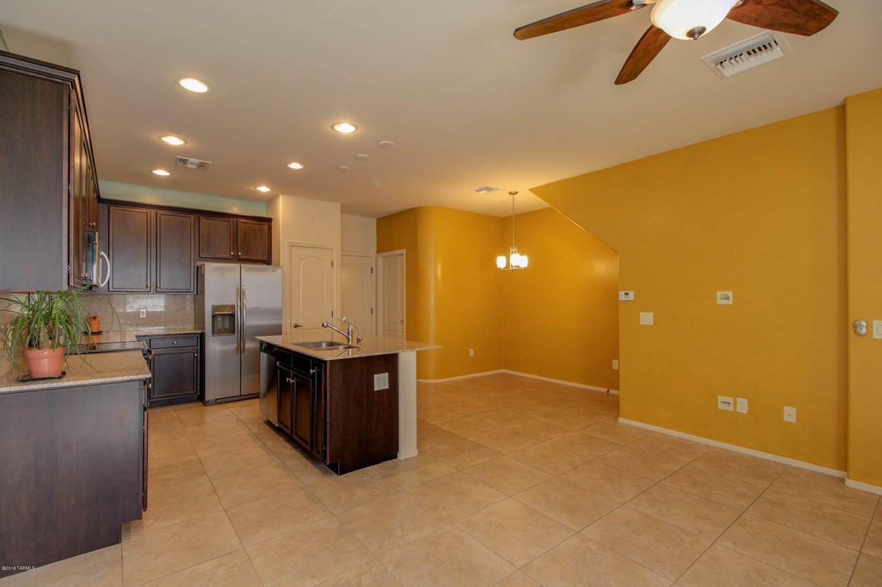 2418 E Blue Diamond Dr - Photo 4 of 9