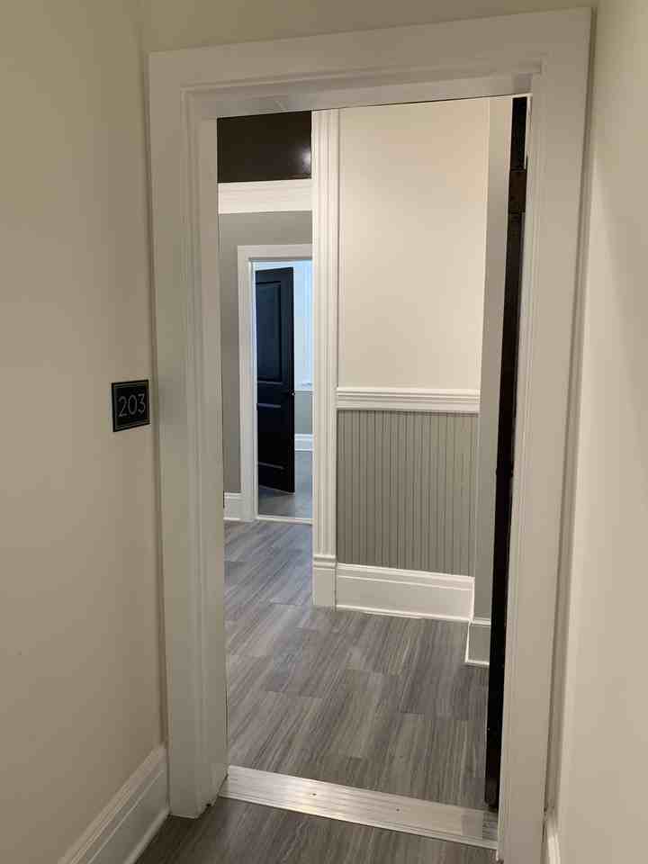 114 W Court St #203 - Photo 3 of 12