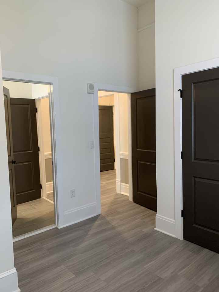 114 W Court St #203 - Photo 5 of 12