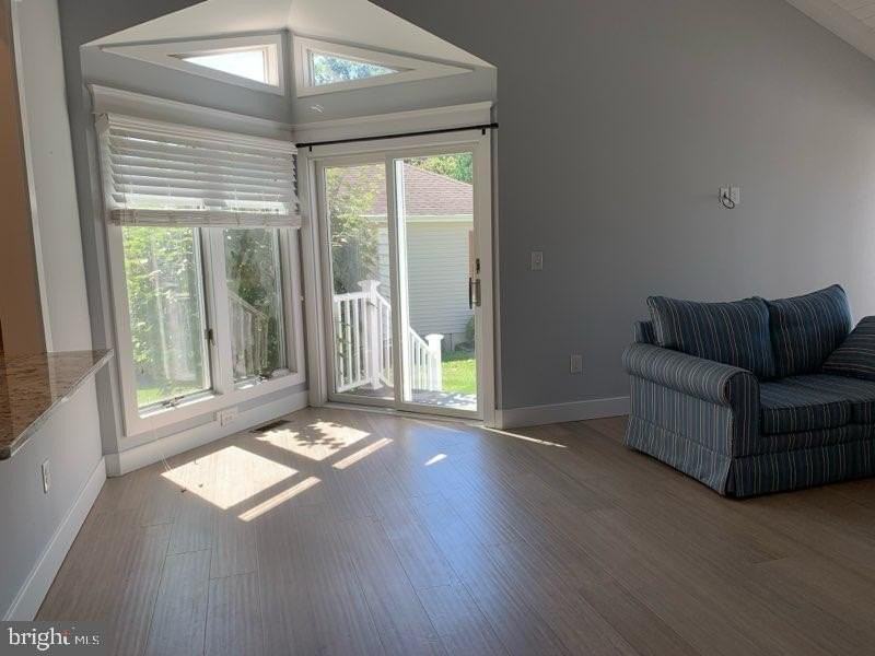 29580 Turnberry Dr - Photo 7 of 32