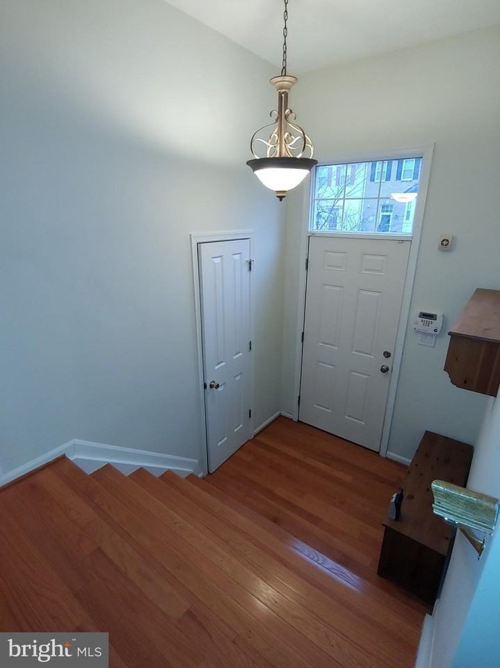 2665 Worrell Ct - Photo 2 of 28