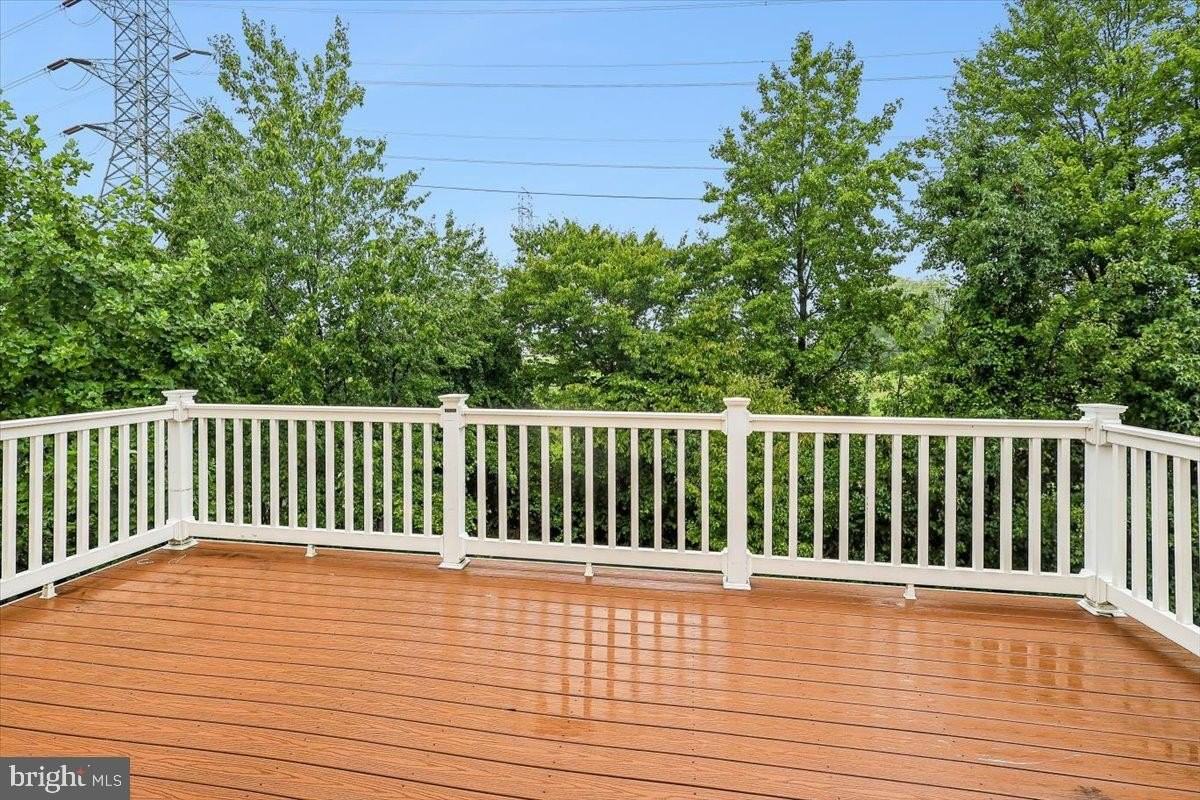 1004 Red Clover Rd - Photo 7 of 31