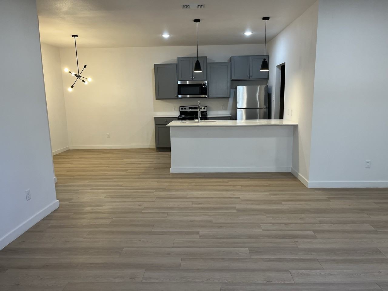 5551 Itasca St #A - Photo 2 of 16