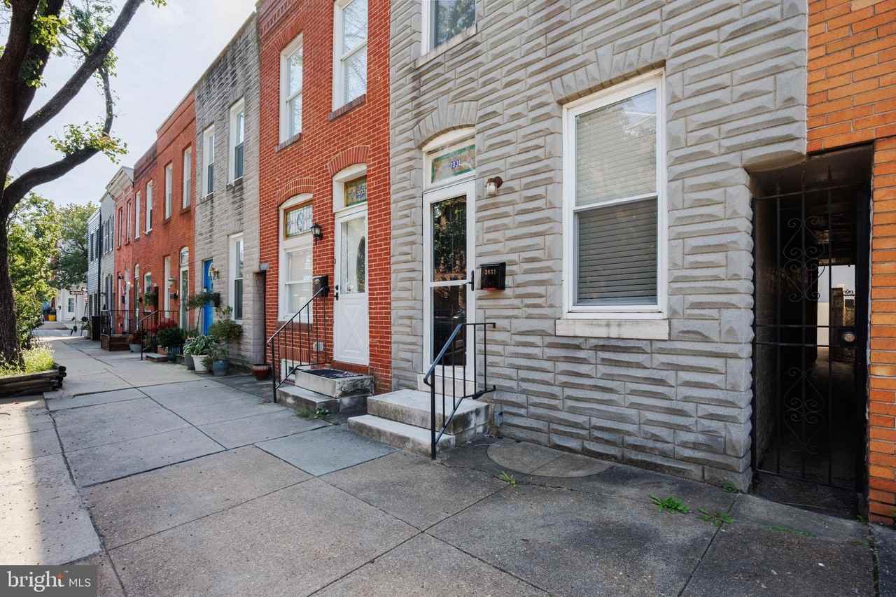 3031 Elliott St - Photo 2 of 42