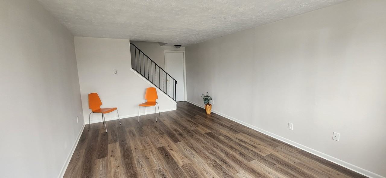 227 Ash St #227 - Photo 6 of 12