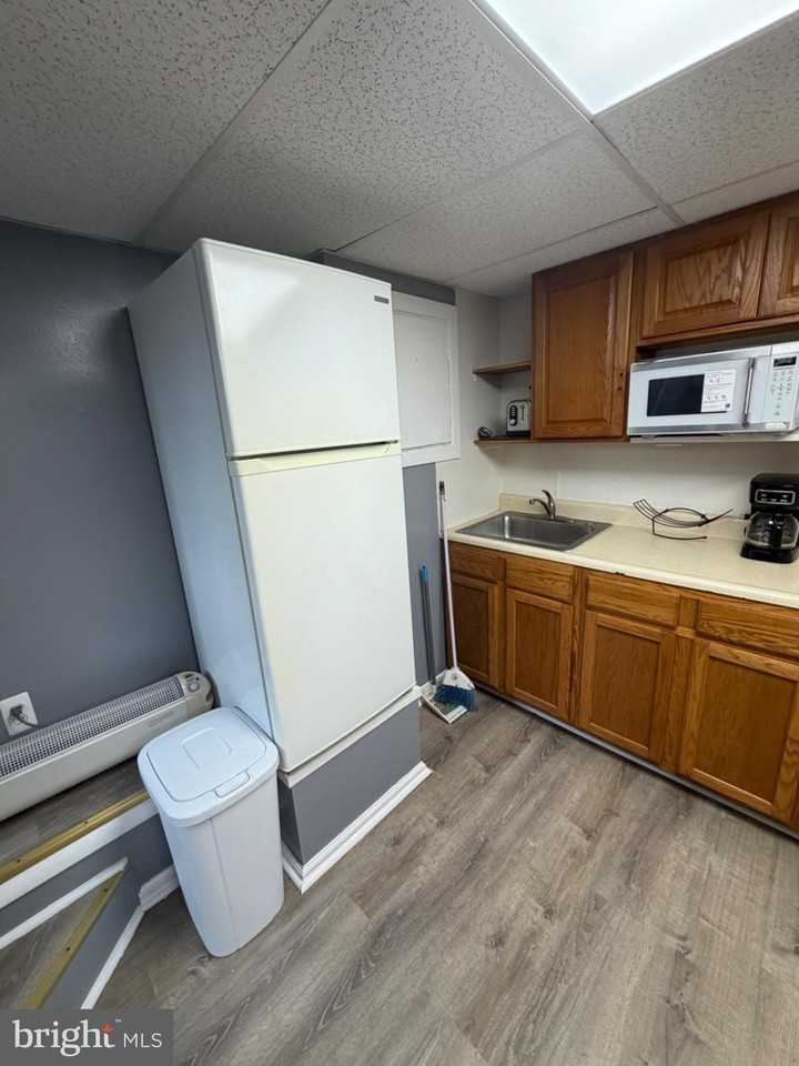 114 Wise Ave #BS - Photo 2 of 4