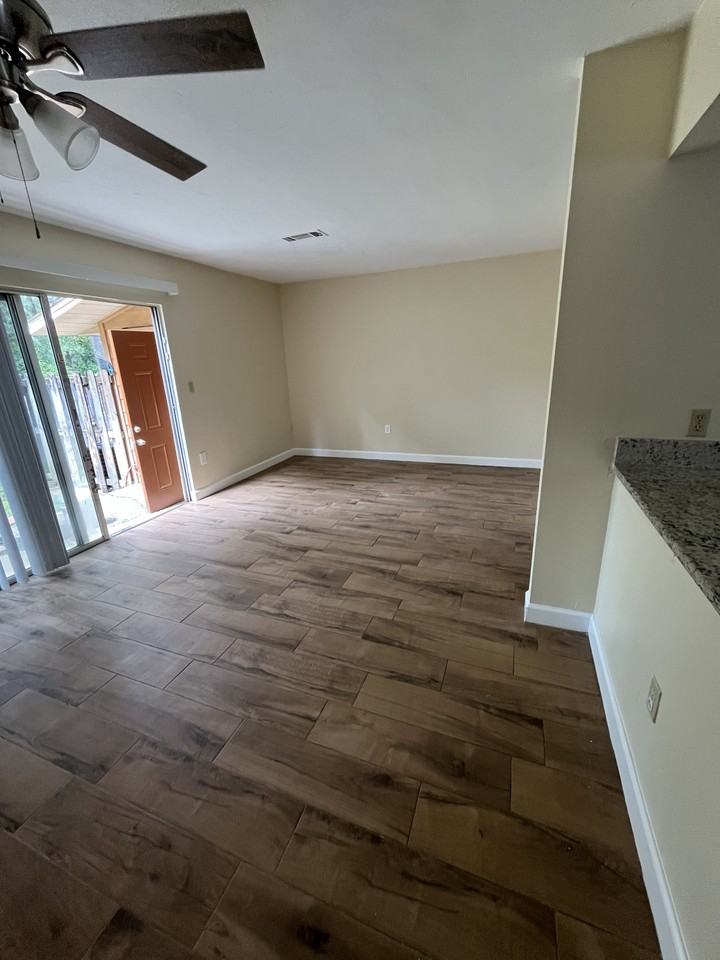 7214 Sw 44th Pl #C - Photo 6 of 25