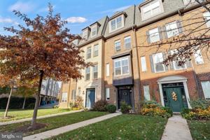 featured image of 1445 Trafalgar Ln