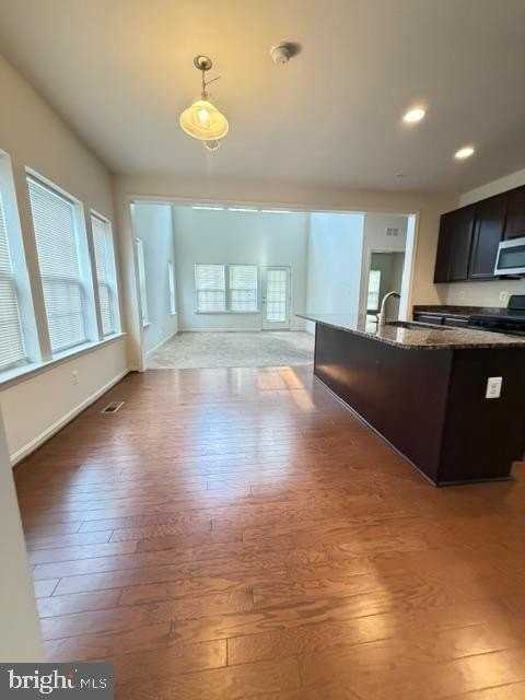 210 Trails Way - Photo 5 of 35