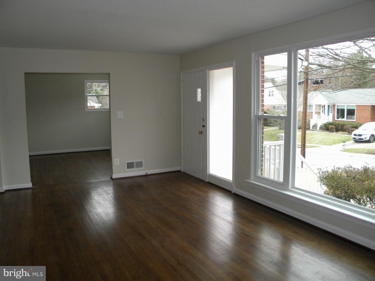 5022 Druid Dr - Photo 3 of 24