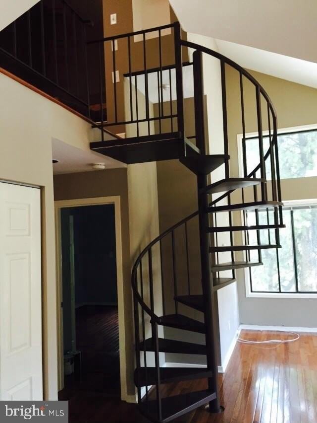 18472 Bishopstone Ct #242 - Photo 7 of 49