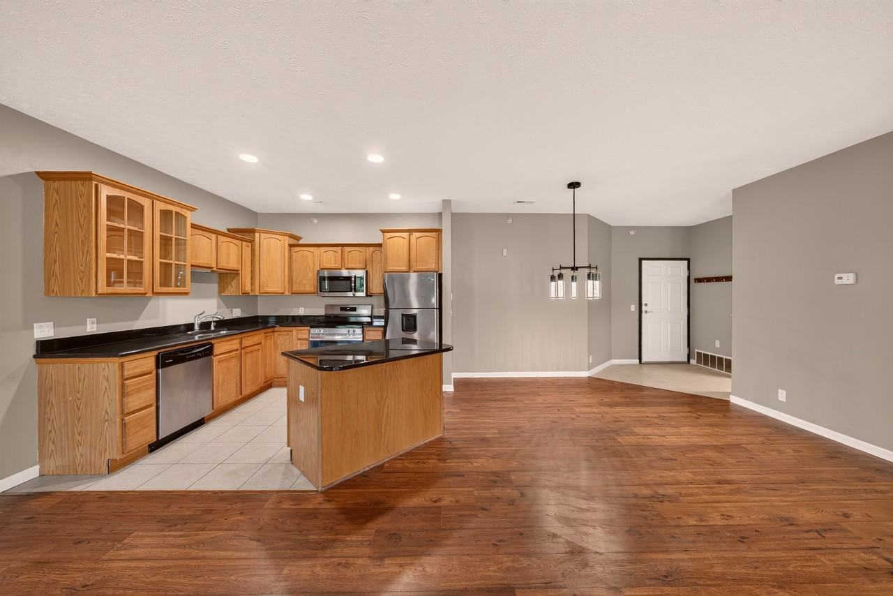 3325 N 148th Ct #3207 - Photo 5 of 28